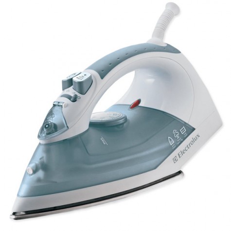 PLANCHA ELECTROLUX A VAPOR 1500W SIE11 AZUL VAPOR EXTRA